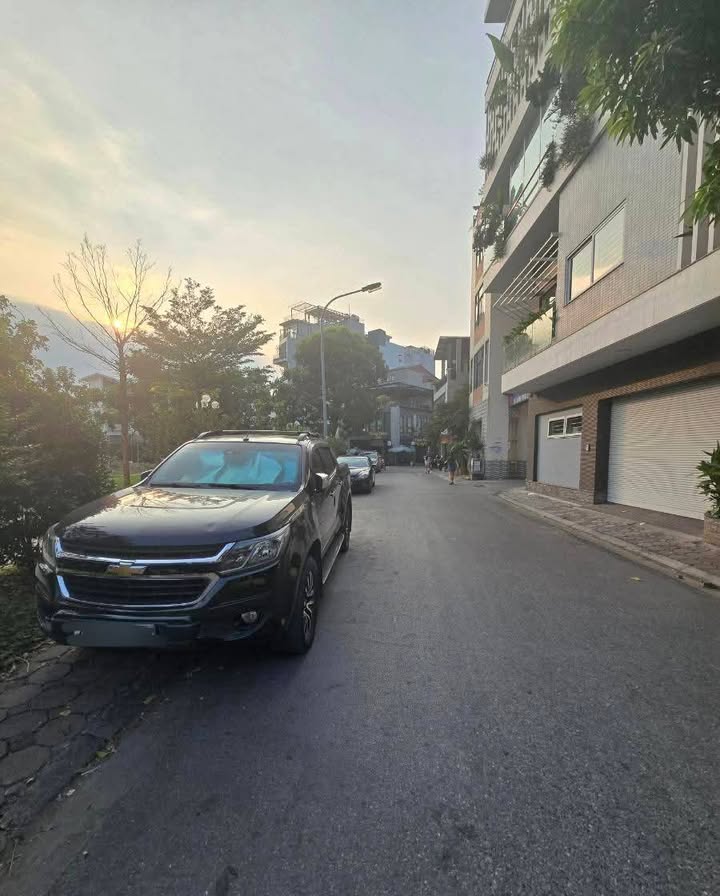 Đất nền Khai Sơn Hill Long Biên 160m² giá 43 tỷ - View công viên cực đẹp!