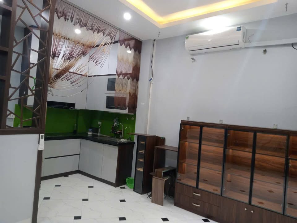 FrontHouse Phan Đình Giót Hà Đông 35m² giá 8.4 tỷ - An ninh tốt, gần chợ Bông Đỏ!