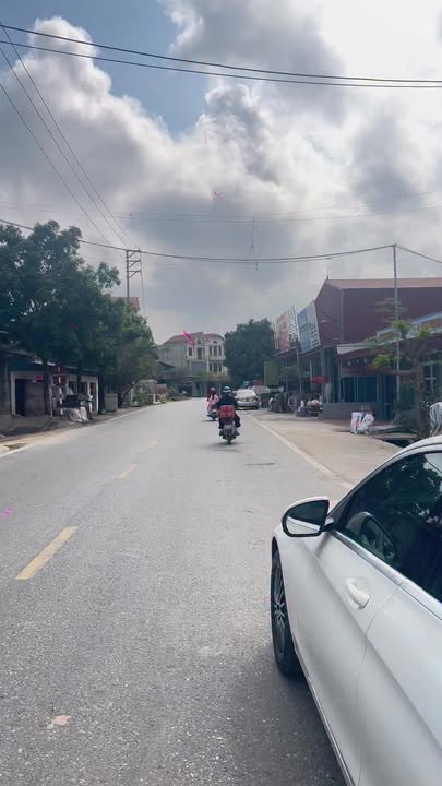 Đất kinh doanh mặt đường chính xã Văn Lý 187m² - Cơ hội đầu tư tuyệt vời!