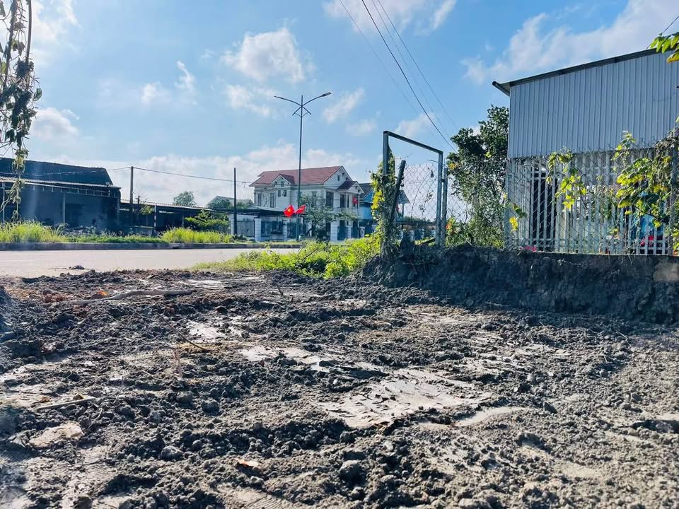 Đất Mặt Tiền Đường Trưng Nữ Vương, TP Huế 116m² giá 2.2 tỷ - Đầu tư tiềm năng!