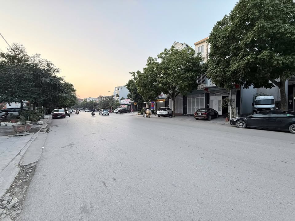 FrontHouse tại Đường Dương Đình Nghệ, Thanh Hóa - Diện tích 90m², giá 1x tỷ - Ngay mặt đường hiếm có!