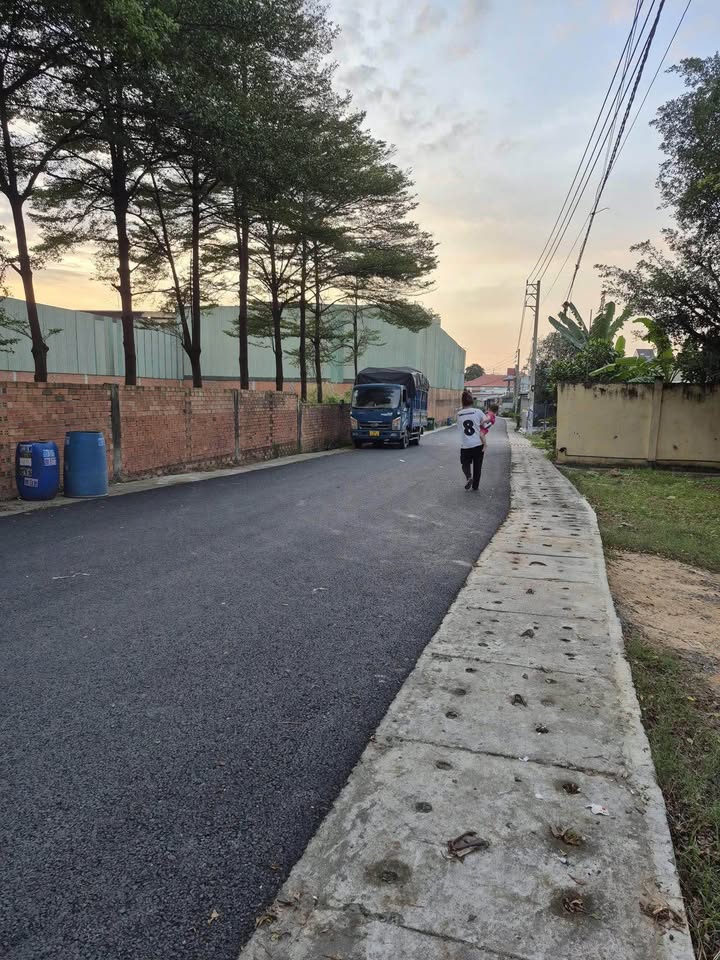 Đất thổ cư 60m² tại Tân Vĩnh Hiệp, giá 1.8 tỷ - Sổ đỏ chính chủ!