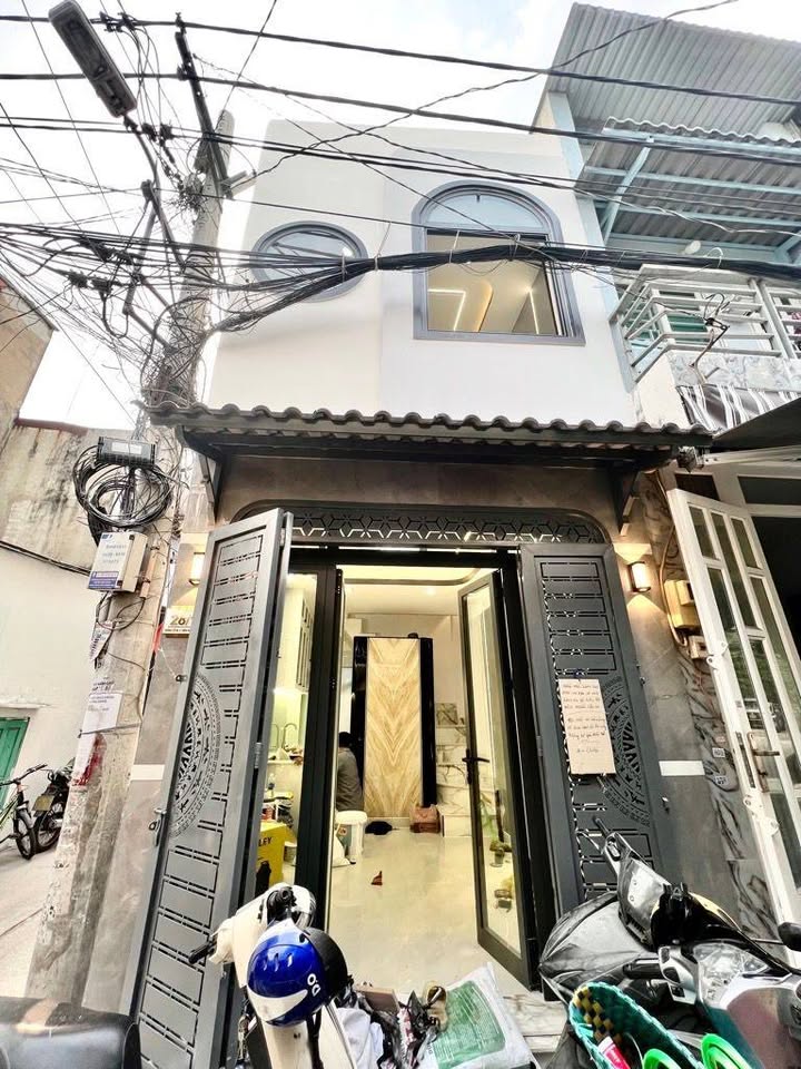 Nhà phố 2 tầng tại Bình Hưng Hòa 15m² giá 2 tỷ - Sẵn sàng đón Tết!