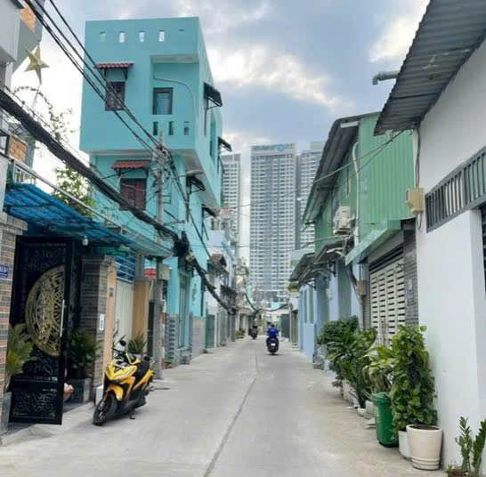 Lô Đất Mặt Tiền Hẻm 803 Huỳnh Tấn Phát, Quận 7 - Diện Tích 81m², Giá 8.5 Tỷ - Cơ Hội Vàng Đầu Tư!