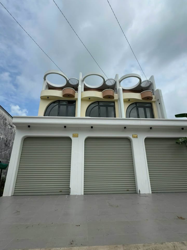 Bán nhà 1 trệt 1 lầu KDC Tân Ngãi 62,7m² giá 2,2 tỷ - Full nội thất cao cấp!