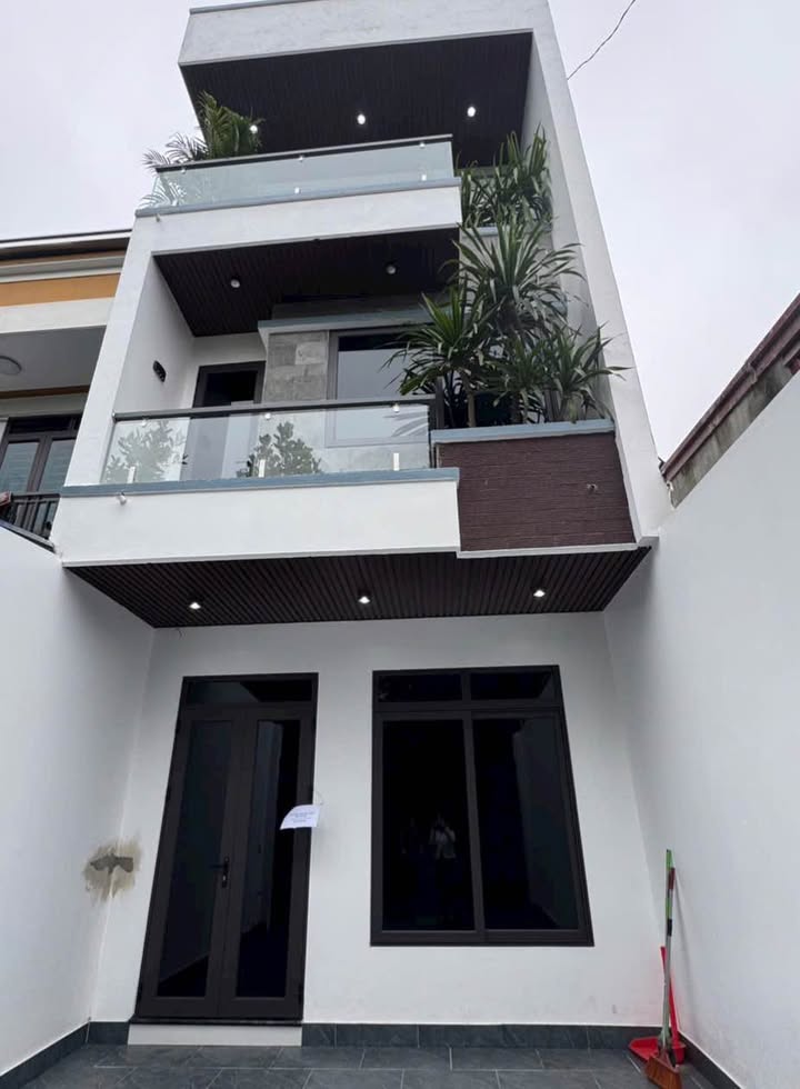 Nhà 3 tầng KTX Thanh Phượng Thái Nguyên 82m² giá 3 tỷ - Hướng Tây Bắc đẹp