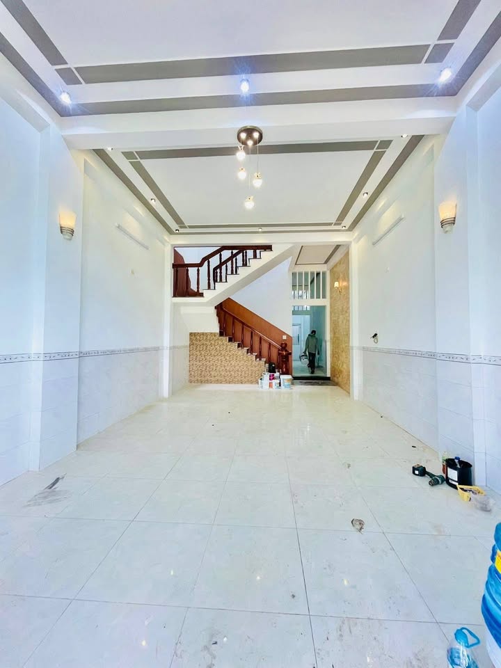 Nhà mặt tiền 2 tầng Đường Hà Thanh 2, Quy Nhơn 92,8m² giá 4 tỷ - Sổ hồng sang tên nhanh!