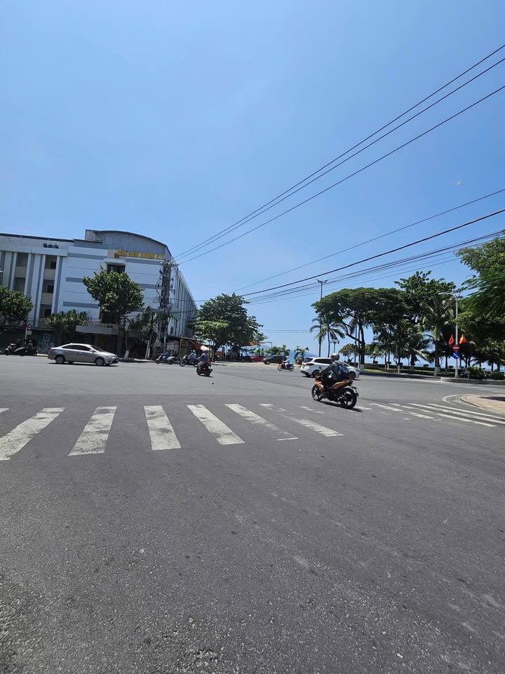 Nhà 6 tầng Nguyễn Bỉnh Khiêm Nha Trang 86.3m² giá 25 tỷ - Cơ hội đầu tư hấp dẫn!