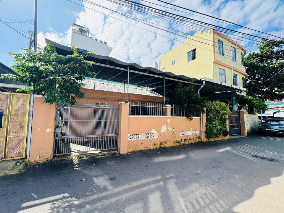 Bán gấp FrontHouse mặt tiền đường Phùng Khắc Khoan, Nha Trang 222m² giá 17.2 tỷ - Cơ hội đầu tư tuyệt vời!