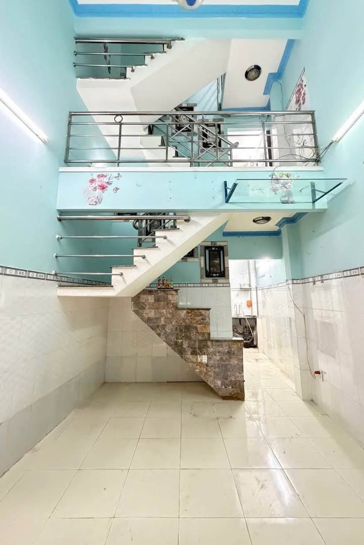 Nhà phố hẻm Dạ Nam, Quận 8 - 3 phòng ngủ - Giá 3.18 tỷ - Dọn vào ở ngay!