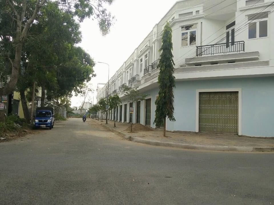 Nhà thô 1 trệt 1 lửng 1 lầu KDC Công An (Vạn Phong) 100m² giá 3.5 tỷ - Cơ hội đầu tư hấp dẫn!