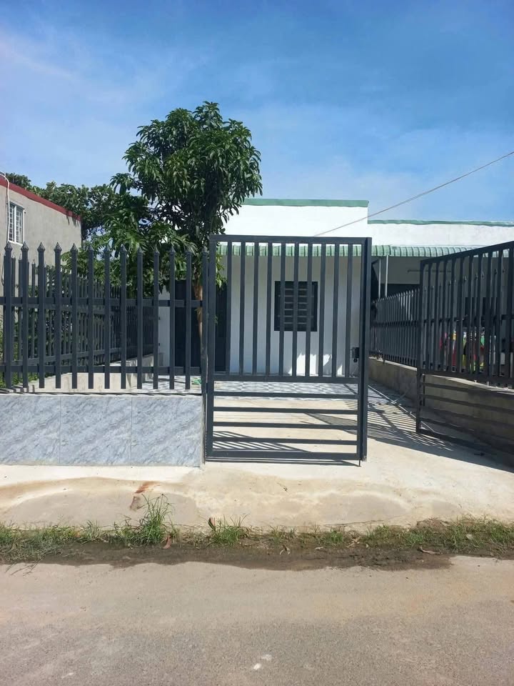 Nhà nguyên căn cho thuê tại Long Tâm, Bà Rịa - 100m² giá 4 triệu/tháng - Ngôi nhà mới sạch đẹp!