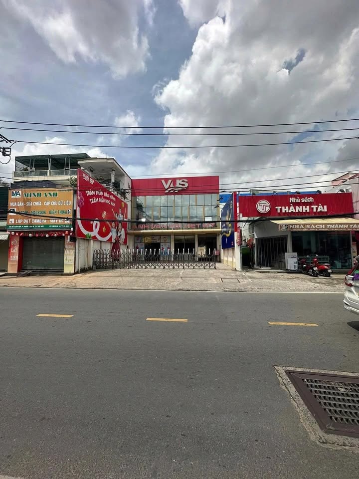 Bán FrontHouse mặt tiền Đỗ Xuân Hợp, Thủ Đức 1096m² - Đầu tư sinh lời hấp dẫn!