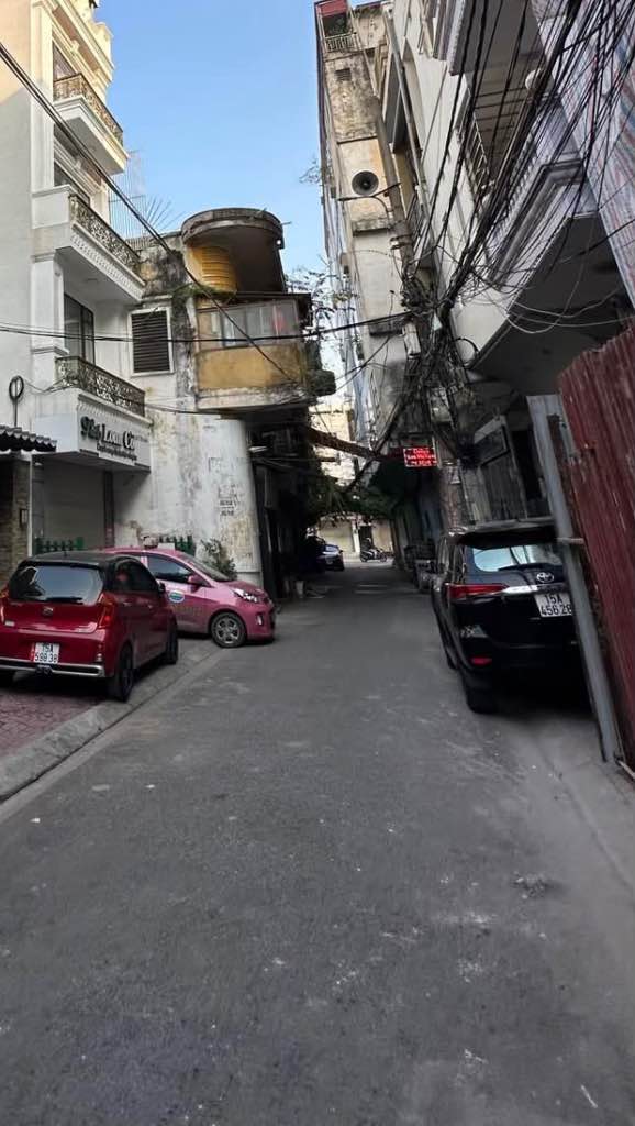 Bán FrontHouse phố Hai Bà Trưng, Hải Phòng 93m² giá 9 tỷ - Mặt tiền 4.2m, ô tô tránh nhau