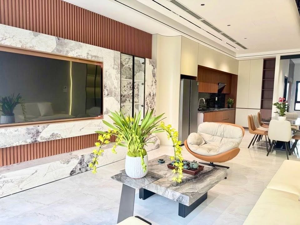 Nhà 6 tầng Tư Đình 71m² giá thỏa thuận - Ô tô vào tận nhà, Full nội thất!