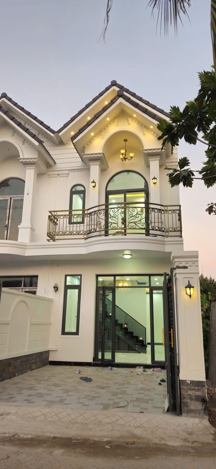 Nhà Phường 3, Thành phố Sa Đéc 67m² giá 2 tỷ - Hướng Tây Nam, Ô tô quay đầu thoải mái!