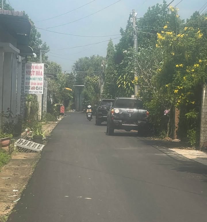 Đất nền Hẻm 69 Hoàng Diệu, 160m² giá chỉ 2.3 tỷ - Gần chợ Xuân Thanh!