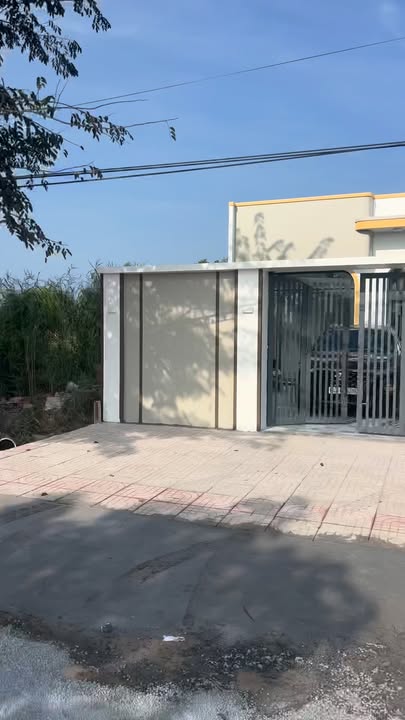 Nhà mặt tiền đường 910, xã Mỹ Thuận, 215m² giá 1.35 tỷ - Dọn vào ở ngay!
