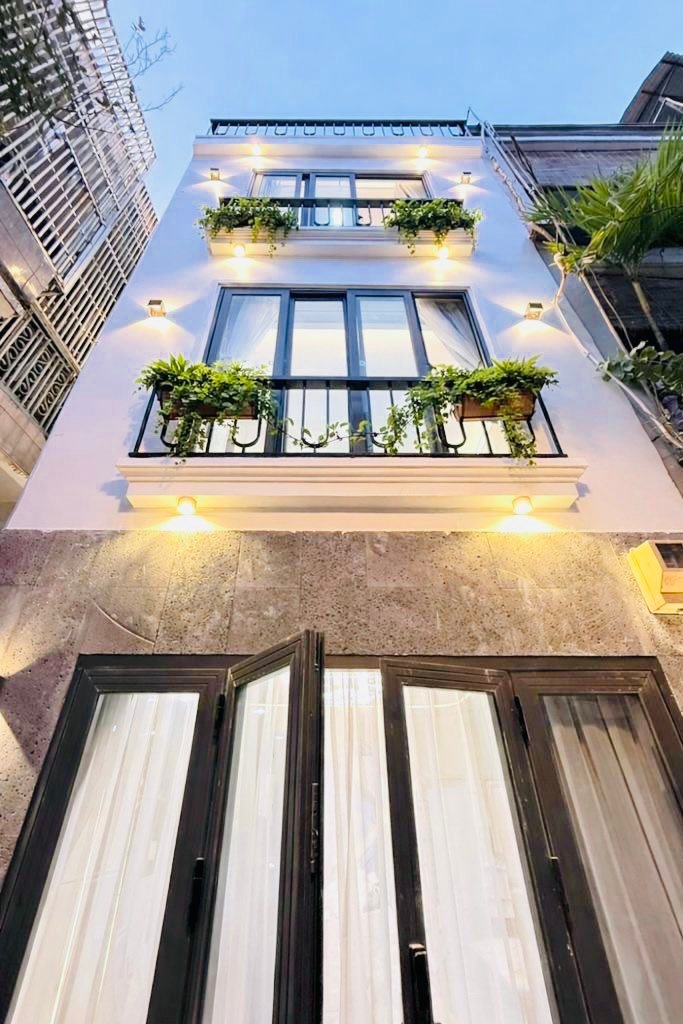 Nhà phố Phú Nhuận 40m² giá 7 tỷ - Thích hợp kinh doanh ngay!