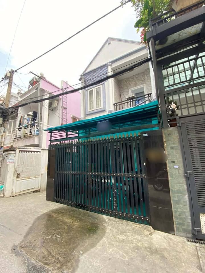 Nhà góc 3 mặt tiền đường Nguyễn Xí, Bình Thạnh 72m² giá 8.3 tỷ - Cơ hội đầu tư tuyệt vời!