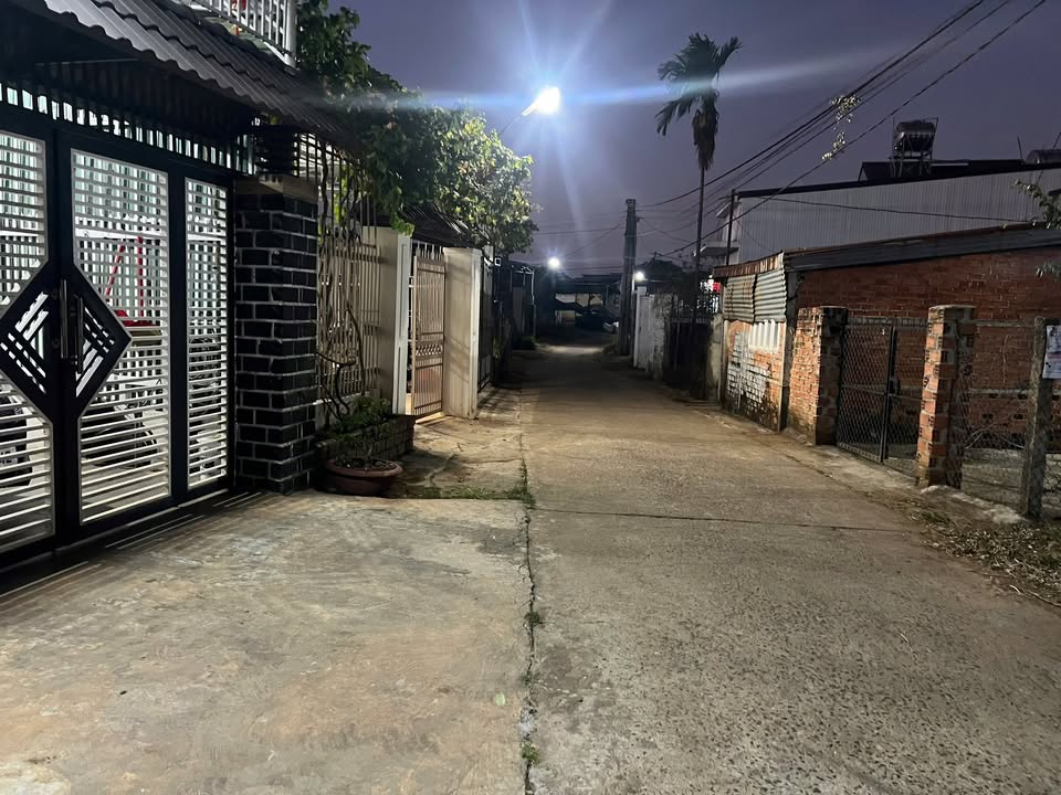 Bán nhà 192m² tại xã Ea Nuôl, huyện Buôn Đôn giá 939 triệu - Vị trí đắc địa gần chợ!