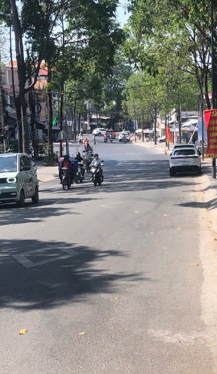 Đất thổ cư Chánh Nghĩa TDM 68m² giá 7.5 tỷ - Tặng nhà cấp 4 vị trí đắc địa!