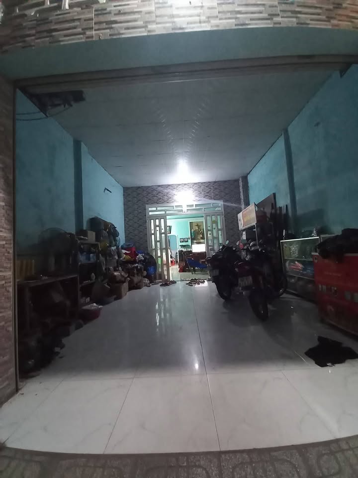 Nhà lầu 3 phòng ngủ tại Phường Hố Nai, Biên Hòa - Giá chỉ 2 tỷ, sổ đỏ chính chủ!