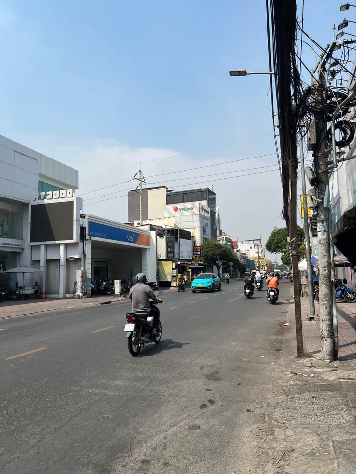 FrontHouse CMT8, Quận 3, 29m² giá 8 tỷ - Sẵn sàng giao nhà ngay!