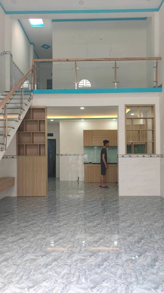 Nhà riêng Dĩ An 58m² giá 1.95 tỷ - Gần trường học, hẻm ô tô