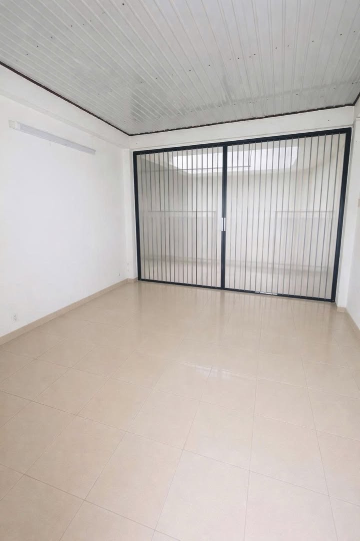 Nhà 4 tầng hẻm 7m Lý Thái Tổ, Quận 10, 54m² giá 8 tỷ - Sẵn sàng vào ở!