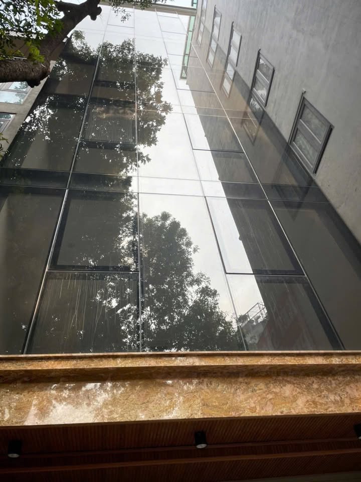 FrontHouse mặt phố Đê La Thành, Đống Đa 77m² giá 50 tỷ - Đầu tư sinh lời lý tưởng!