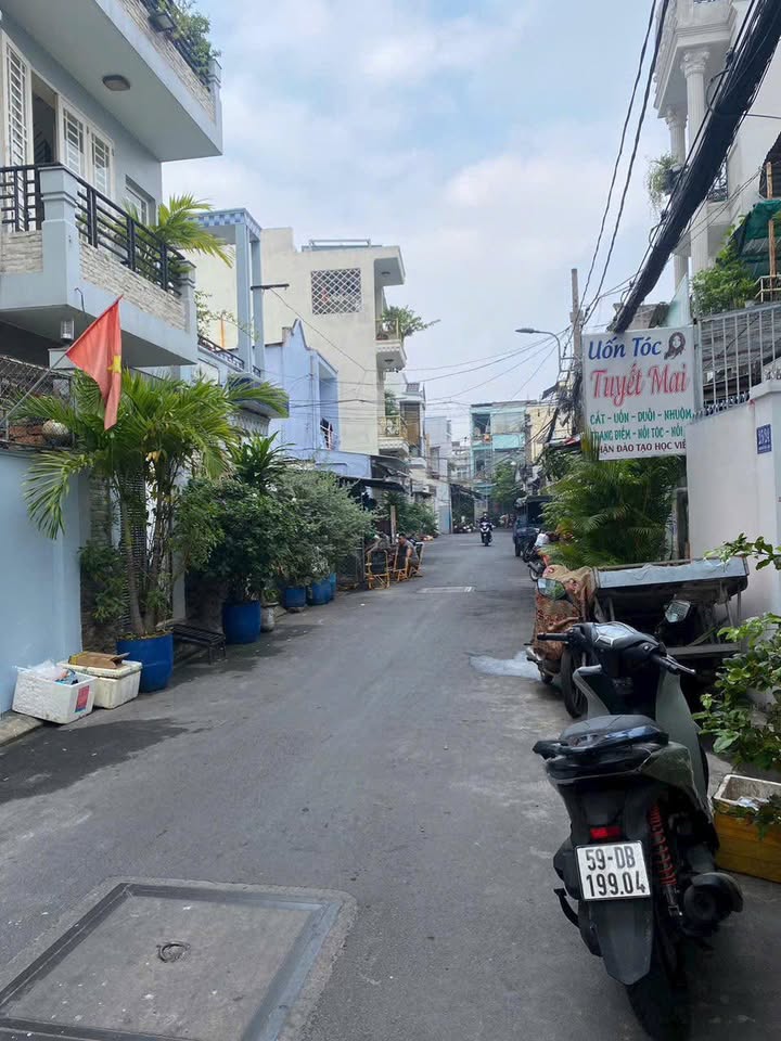 Nhà mặt tiền Phường Tân Quý, Quận Tân Phú 266m² giá 8 tỷ - Vị trí đắc địa gần trường học!