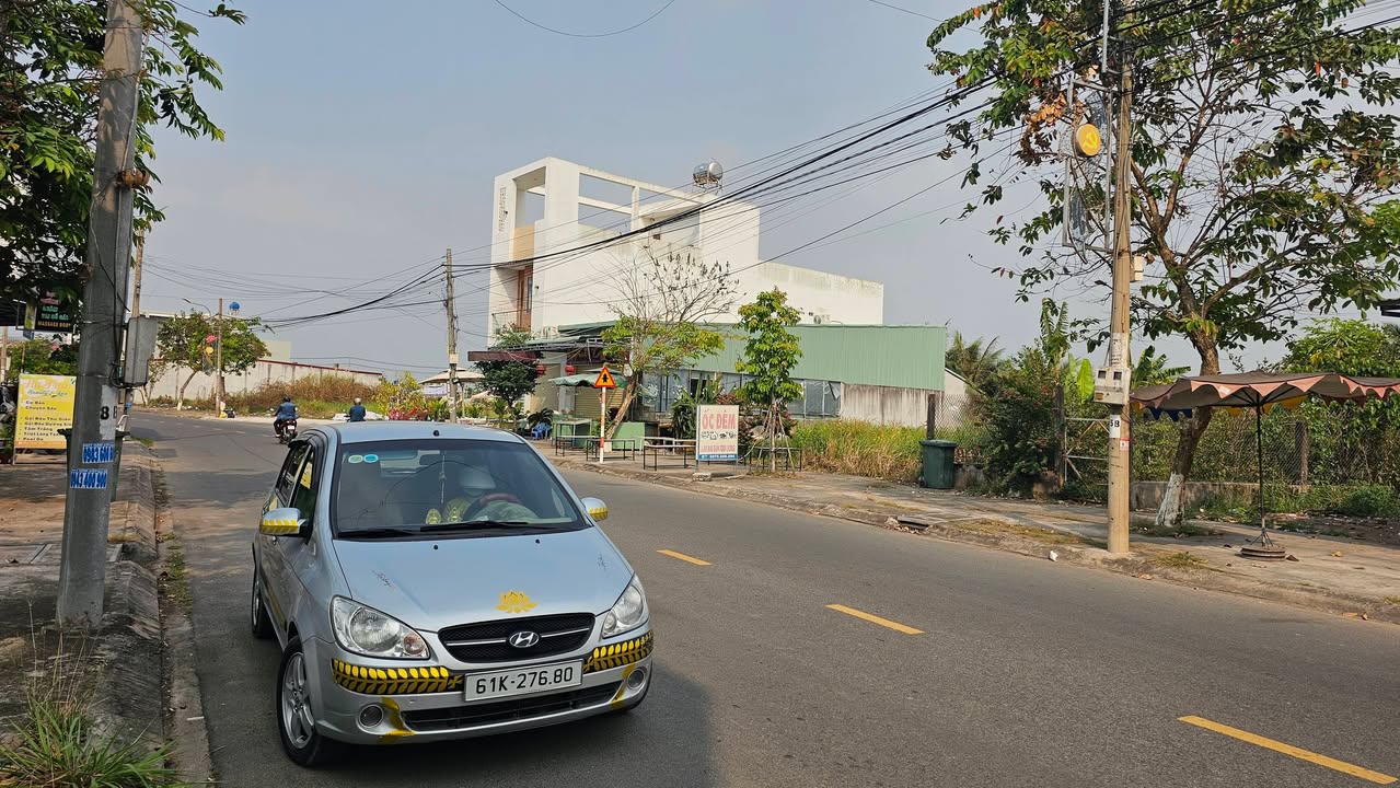 Đất nền đô thị Thủ Thừa Long An 113m² giá 2.5 tỷ - Sổ hồng chính chủ sẵn sàng giao dịch!