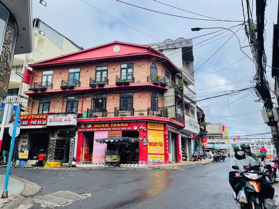 Nhà mặt tiền kinh doanh Đà Lạt 51m² giá 17.9 tỷ - Dòng tiền 35 triệu/tháng!