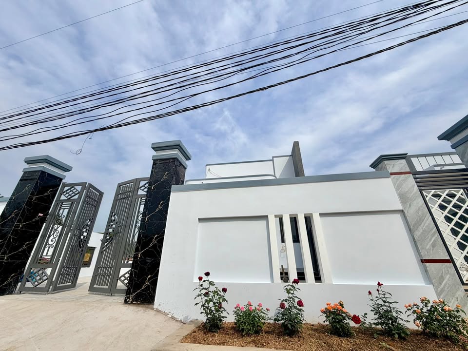 Nhà bán Tân Đồng, Đồng Xoài 250m² giá 2 tỷ - Chính chủ giao dịch gấp!