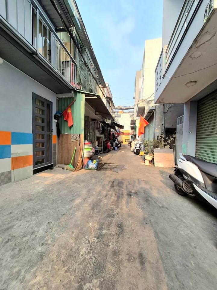 Nhà riêng Gò Vấp 60m² giá 7.3 tỷ - Hẻm xe hơi, 5 tầng tiện nghi!