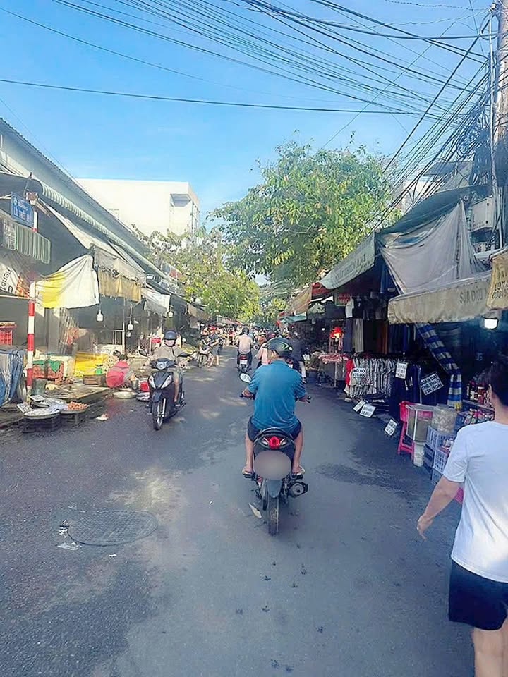 Nhà mặt tiền Chợ Bình Hòa, Quận 9, 124m² chỉ 5.35 tỷ - Sổ hồng chính chủ!