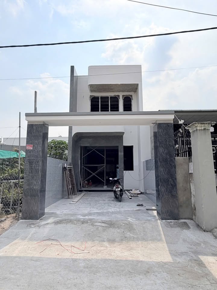 Nhà mặt tiền Trảng Dài 115m² giá 2.99 tỷ - Sổ hồng riêng, thương lượng chính chủ!