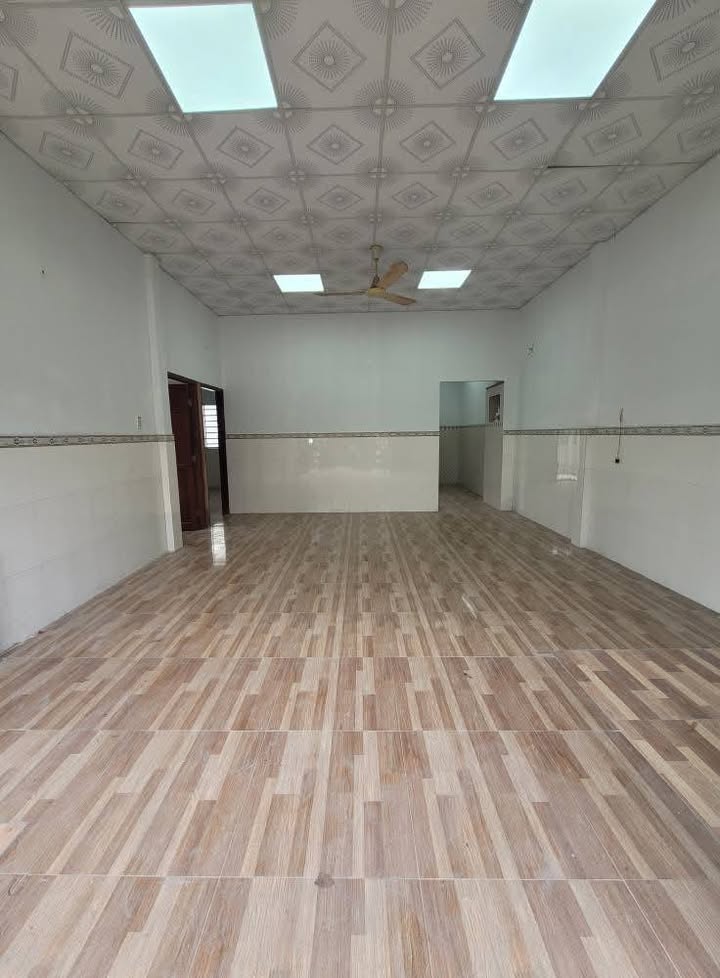 Nhà cấp 4 Cần Giuộc 104m² giá 1.75 tỷ - Sổ hồng riêng, sẵn sàng ở ngay!