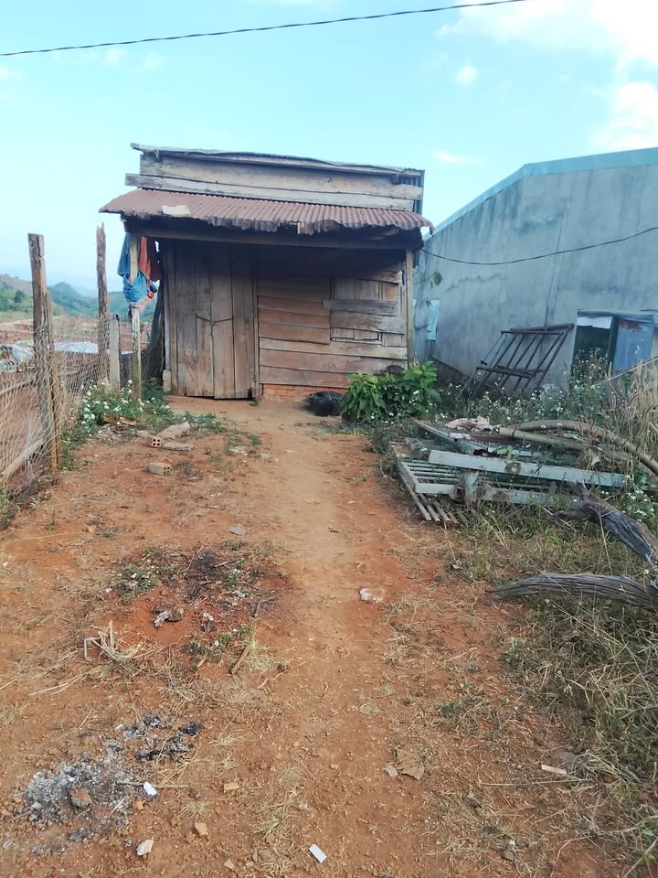 Đất nền Quốc lộ 28, Xã Đắk Ha, 300m² giá 480 triệu - Chủ bao sang tên!