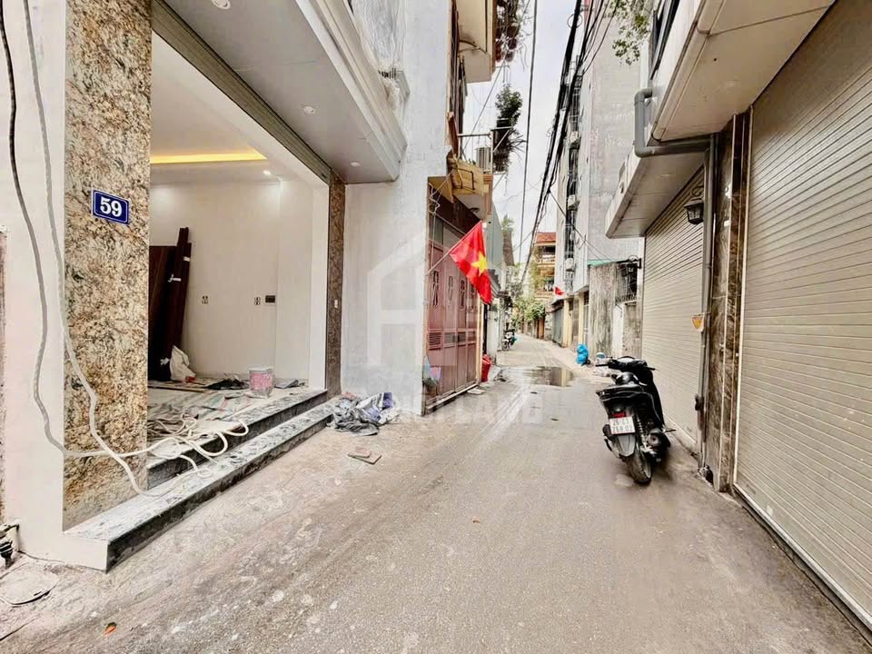 Nhà phố Cầu Diễn 34m² giá 8.7 tỷ - Ngõ ô tô lô góc, sẵn sàng ở ngay!