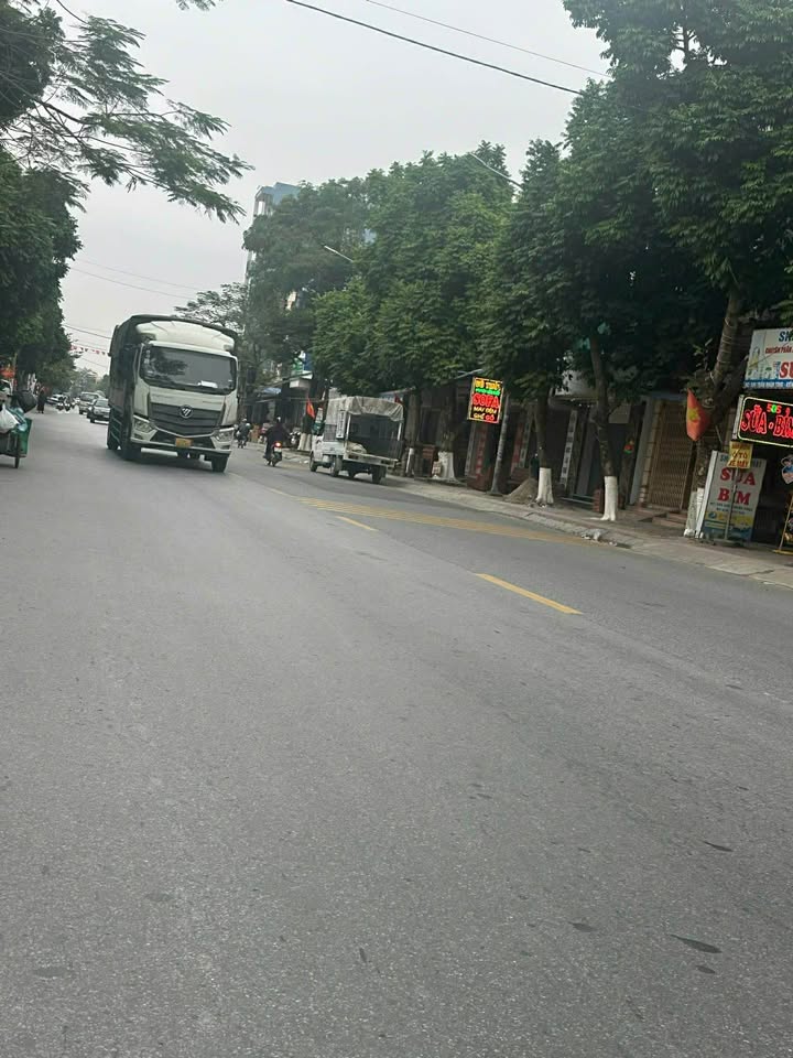 Nhà mặt tiền đường Trần Nhân Tông, Kiến An 127m² - Kinh doanh sầm uất!