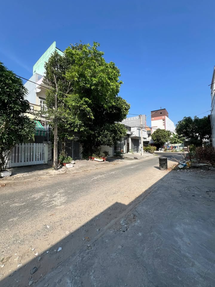 Đất nền đường Nguyễn Quang Bích, Rạch Giá 100m² giá 2 tỷ - Vị trí trung tâm thuận lợi!