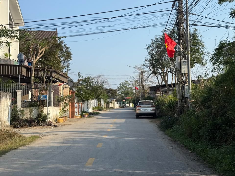 Đất mặt đường Hoàng Tá Thốn, Hưng Lộc 100m² giá chỉ 4 tỷ - Kinh doanh tiềm năng!