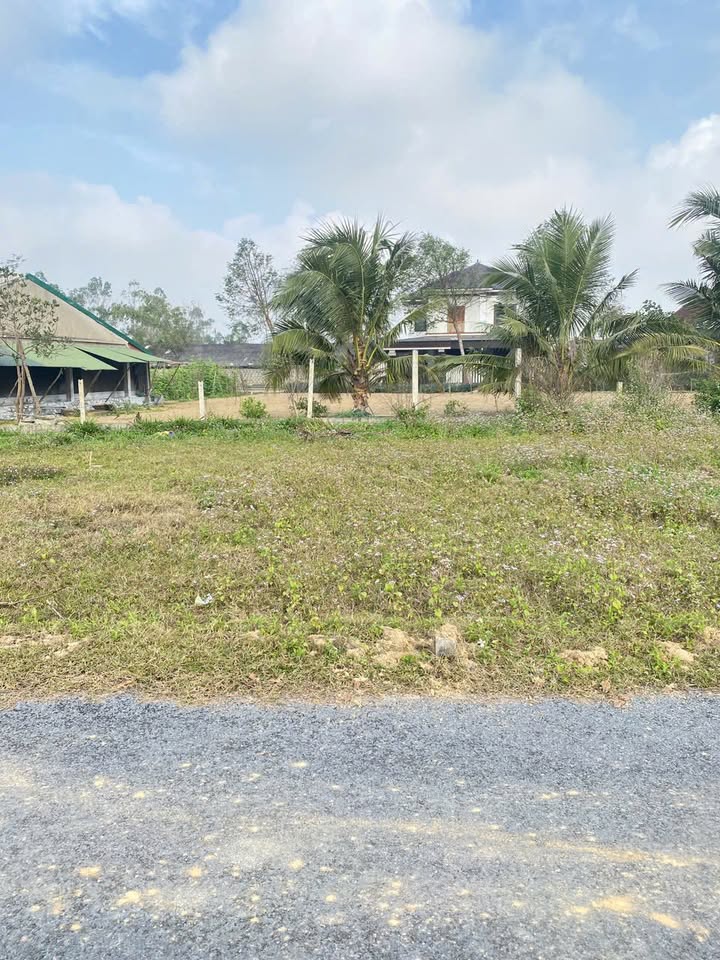 Đất thổ cư Nghi Trung 85m² giá 1.1 tỷ - Đường nhựa 5m, gần trường học!