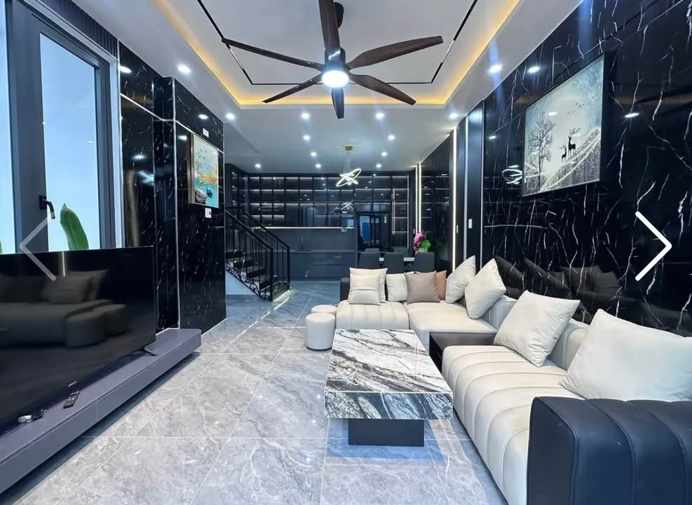 Nhà đẹp 2.5 tầng K196 Trần Cao Vân, Đà Nẵng 55m² giá 4.69 tỷ - Sẵn sàng vào ở ngay!