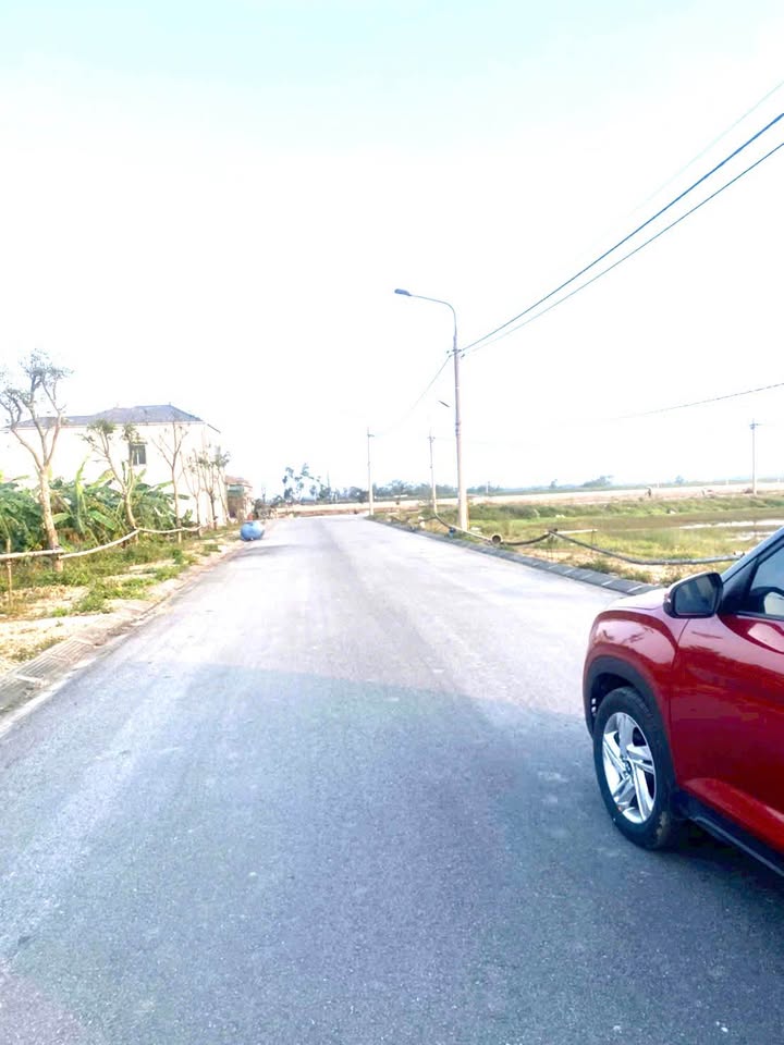 Đất nền Thôn Tiến Hưng, Huyện Thạch Hà, 194m² giá 3 tỷ - Đầu tư lý tưởng!