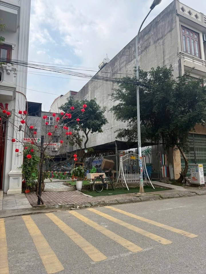 Đất nền Bùi Xuân Phái, Võ Cường, Bắc Ninh 87m² - Sổ đỏ chính chủ, giá thương lượng!