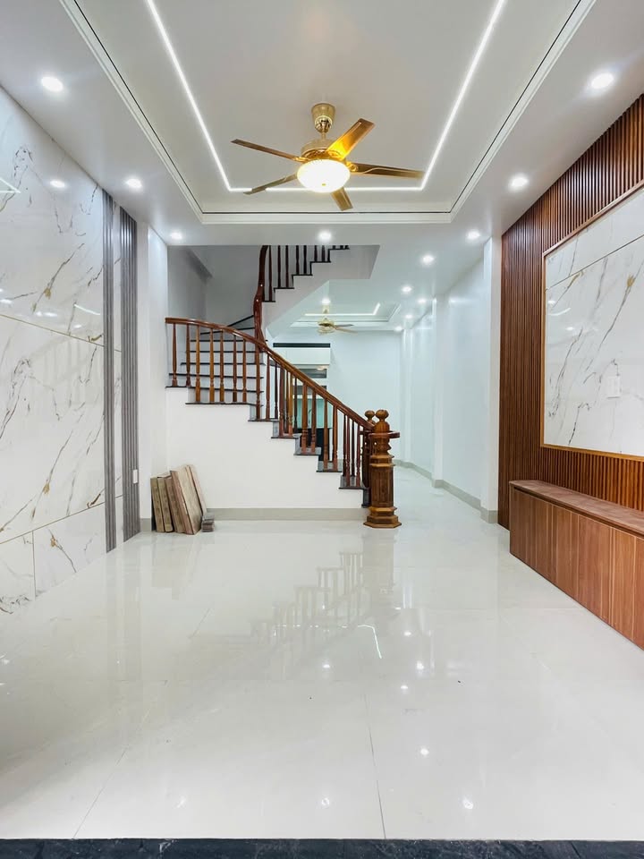 Nhà 3 tầng phường Quang Trung, TP Thái Bình 46m² giá 2.6 tỷ - Sẵn sàng ở ngay!