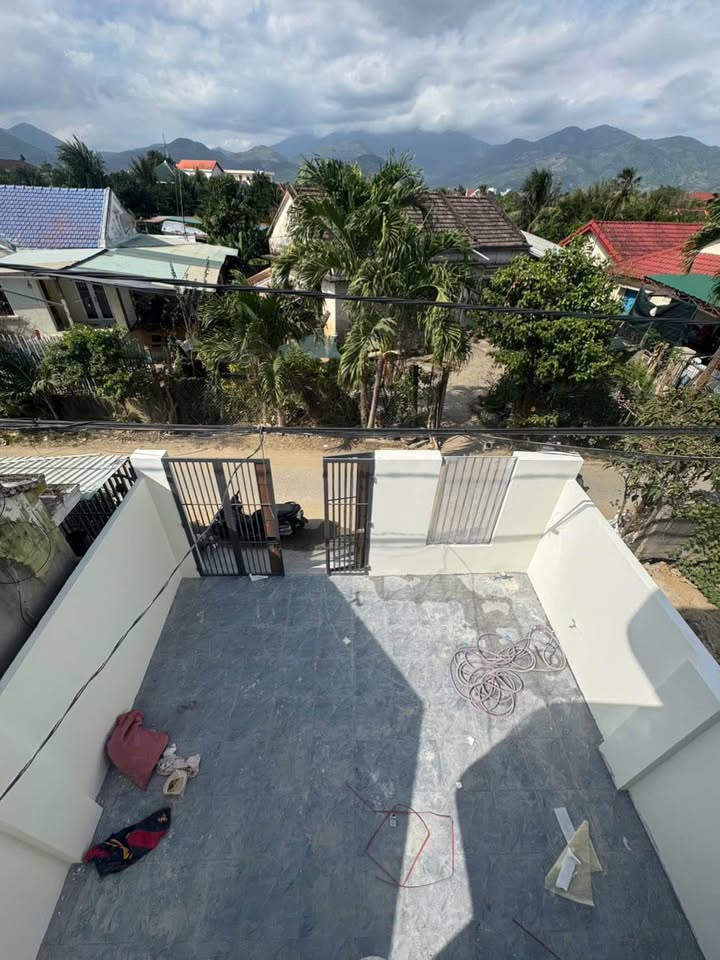 Nhà mặt tiền Diên Sơn 112.4m² giá 2.599 tỷ - Kinh doanh thuận lợi!